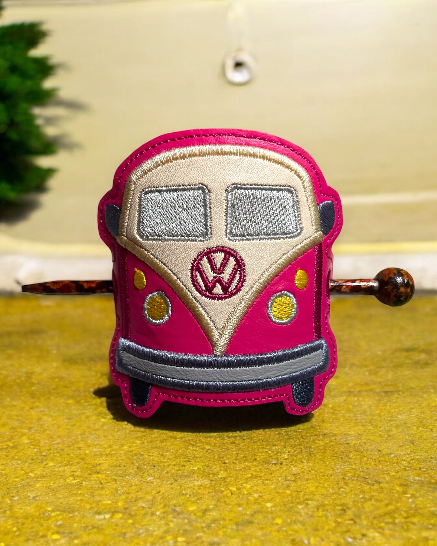 VW Bus Hair Holder